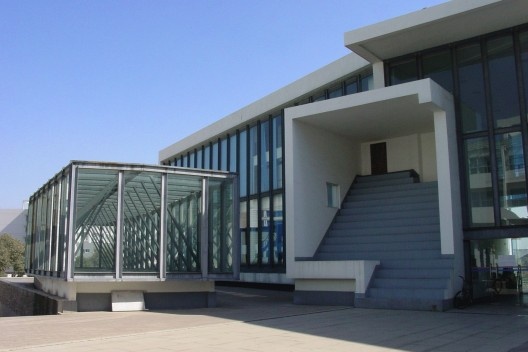 Library of Wenzheng College, 1999-2000. Suzhou, China<br />Foto Lu Wenyu  [Pritzker Prizer]