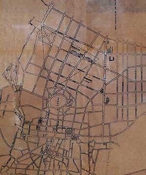 5. Traçado que foi implantado em substituição ao plano da Figura 2. As linhas pontilhadas são os eixos das vias 1, 4, 5 e 6 da Figura 2. Fonte: planta da cidade levantada pela prefeitura em 1923