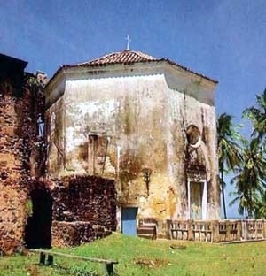 2. Capela da Torre de Garcia d’Ávila [Valladares et al., Nordeste Histórico e Monumental, v. IV, 1990]
