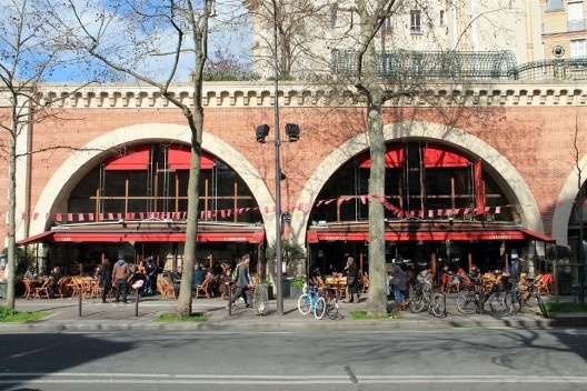 Viaduto das Artes, lojas e galerias, Paris. Arquiteto Patrick Berge<br />Foto Luís Eduardo Loiola 