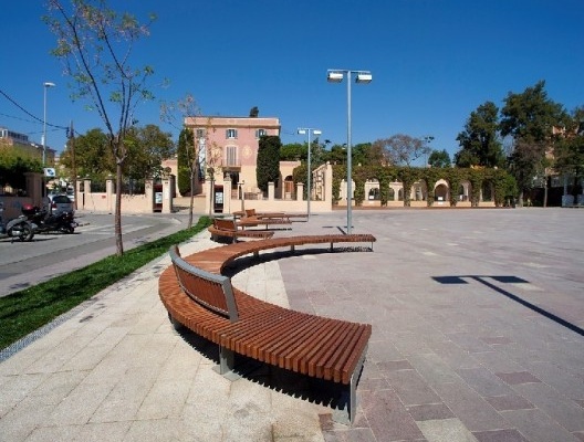 Parque da Torre Lluc, Gavà, Catalunha, Espanha
<br />Foto divulgação  [Regesa Aparcaments i Serveis / www.regesa.cat/actuacio_detall.php?c=PU09000]