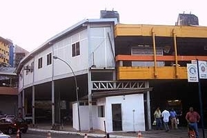 Figura 11 – Anexo provisório na Estação da Lapa<br />Foto do autor 