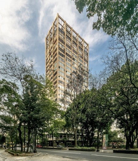 Galeria Metrópole, 1959/1960. Arquitetos Gian Carlo Gasperini e Salvador Candia<br />Foto Rafael Schimidt  [Fotoarquitetura]