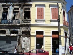 O Ateliê Amarelo, no Largo General Osório, São Paulo<br />Foto Merten Nefs, fev. 2005 