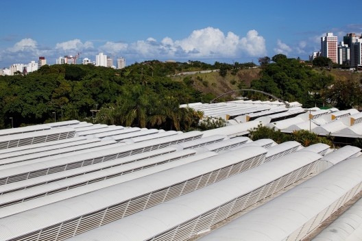 Centro de Tecnologia da Rede Sarah, cobertura, Salvador BA. Arquiteto João Filgueiras Lima, Lelé<br />Foto Nelson Kon 