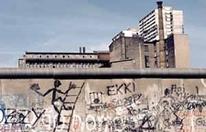  Ensaio sobre o muro de Berlin, 1985<br />Foto de João Diniz 