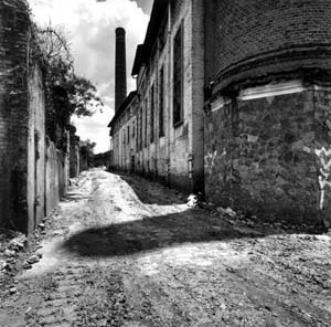 Ruínas industriais, Barra Funda, São Paulo<br />Foto Nelson Kon 