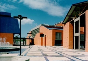 Sesc Nova Iguaçú, 1985. Arqs Hector Vigliecca e Bruno Padovano [arquivo Vigliecca e Associados]