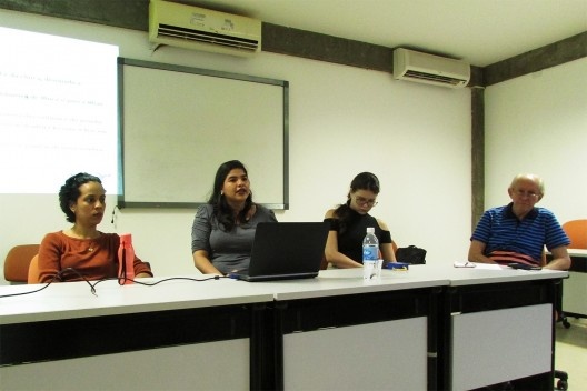 Mesa Hospitais como temática: Trabalhos de Conclusão de Curso em Arquitetura<br />Foto Beatriz Maneschy, 2019 