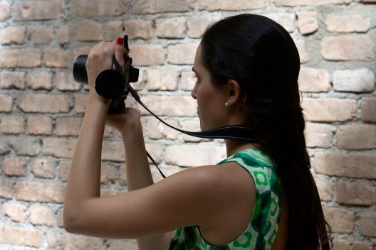Nina Dalla, estudante e estagiária do portal Vitruvius<br />Foto Silvana Romano 