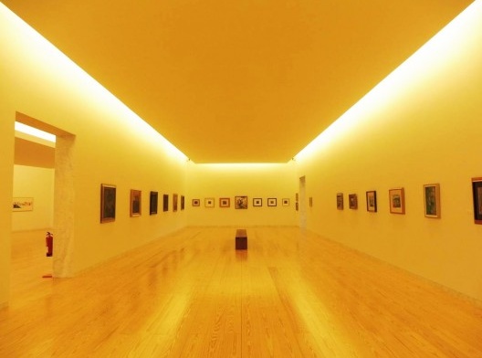 Museu de Arte Contemporânea Nadir Afonso, antecâmara (exposições temporárias), Chaves, Portugal, 2015. Arquiteto Álvaro Siza<br />Foto Adriano Tomitão Canas 