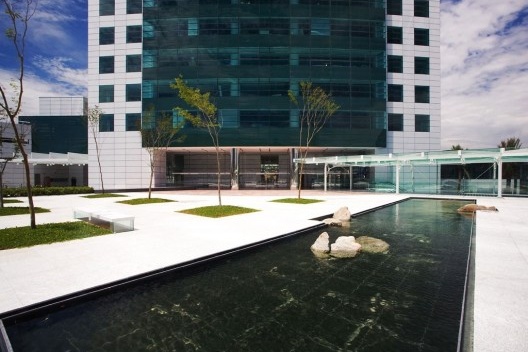Edifício Eldorado Business Tower, projeto do escritório Aflalo & Gasperini Arquitetos<br />Foto Daniel Ducci 