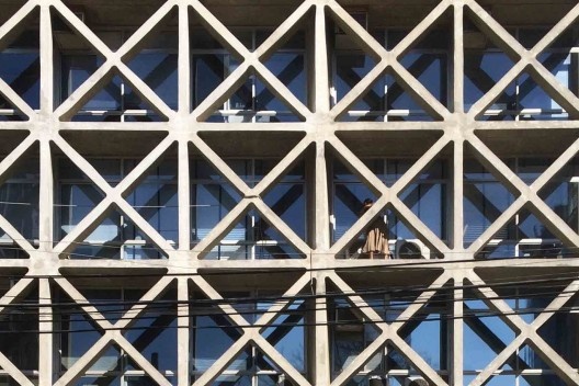 Edifício Capitânia, 1973, arquitetos Pedro Paulo de Melo Saraiva (Mackenzie, 1955), Sergio Ficher e Henrique Cambiaghi Filho<br />Foto Abilio Guerra 