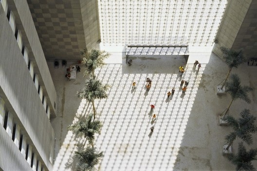 Fórum Trabalhista Ruy Barbosa, São Paulo, arquiteto Décio Tozzi<br />Foto Nelson Kon 