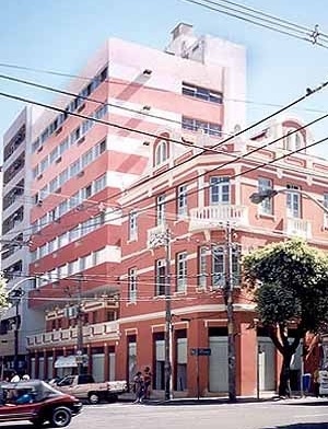 Casa eclética e seu anexo, Av. Sete de Setembro<br />Foto do autor 