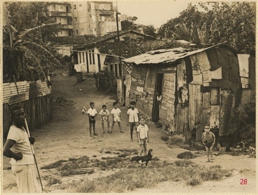 Mocambo em Salvador<br />Foto divulgação  [Acervo Epucs / Arquivo Histórico Municipal de Salvador, 1942-47]