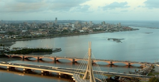 Cena do filme <i>Aquarius</i>, de Kleber Mendonça Filho, onde as torres gêmeas no centro histórico do Recife são retiradas digitalmente<br />Foto Pedro Sotero e Fabricio Tadeu 