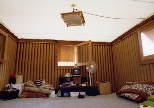 PAPER LOG HOUSES - Kobe, Japan, 1995 [shigerubanarchitects.com]