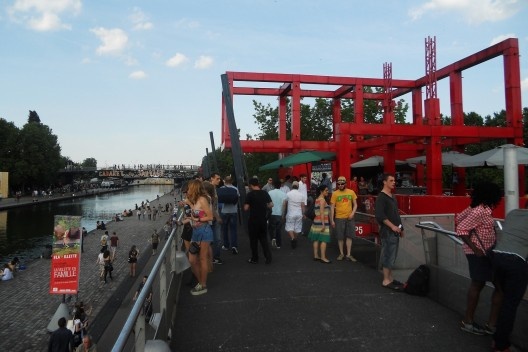Parque La Villette, Paris. Arquiteto Bernard Tschumi<br />Foto Igor Guatelli 