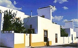 Figura 5: Bairro da Malagueira: tipo casa-pátio [ZAPATEL, 2001]