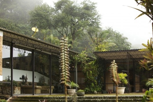 Casa Lota Macedo Soares, Samambaia RJ, arquiteto Sergio Bernardes<br />Foto Paulo de Barros 