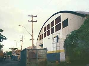 Antiga fábrica. Hoje depósito de papéis. São Gonçalo RJ