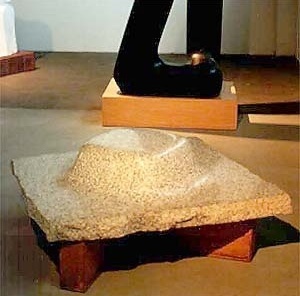Figura 3 – Escultura da série Paisagens, anos 60