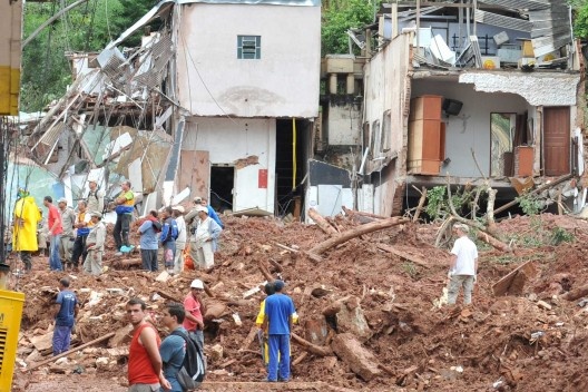Nova Friburgo, RJ. Áreas atingidas pelas chuvas, no município de Nova Friburgo, região serrana fluminense, 13 de janeiro de 2010<br />Foto Valter Campanato/Abr  [Agência Brasil]