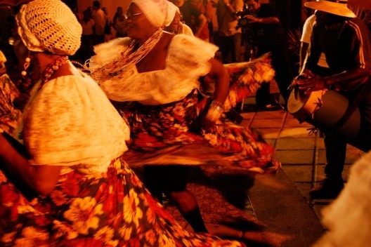 Tambor de Crioula. Coreiro e coreira. São Luís MA<br />Foto Edgar Rocha  [Acervo Iphan]