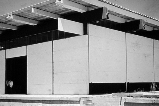 Oficinas, Refinaria Alberto Pasqualini – REFAP, Petrobrás, Canoas, Equipe de Arquitetos, Carlos M. Fayet, Cláudio L. G. Araújo, Moacyr M. Marques e Miguel A. Pereira, 1962/68 [Acervo Fayet, Araújo & Moojen - UniRitter]