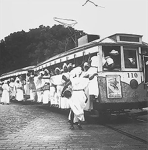 Pierre Verger, "Carnaval, afoxé Filhos de Gandi", fotografia, 1959 [Acervo Fundação Pierre Verger]