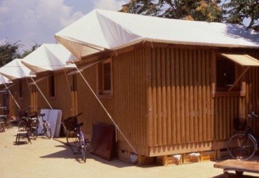 PAPER LOG HOUSES - Kobe, Japan, 1995 [shigerubanarchitects.com]