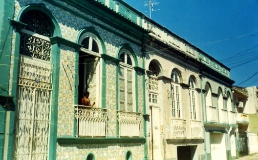 Vila de Casas Azulejadas na Cidade Velha [MIRANDA, Cybelle, 2005]