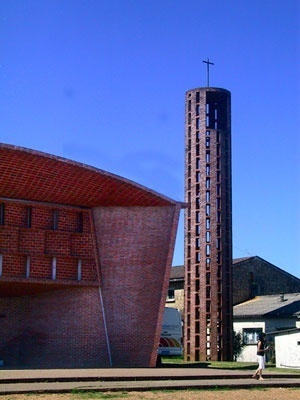 Igreja em Atlântida,Uruguai <br />Foto Abilio Guerra 