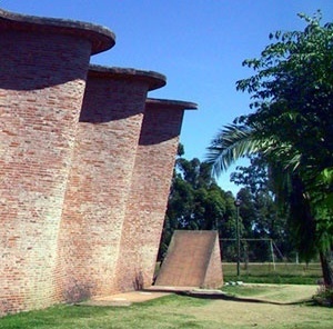 Igreja em Atlântida,Uruguai<br />Foto Abilio Guerra 