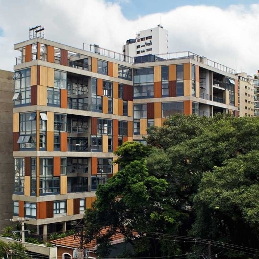 Edifício Fidalga 722, Vila Madalena, São Paulo. Escritório Andrade & Morettin<br />Foto Nelson Kon 