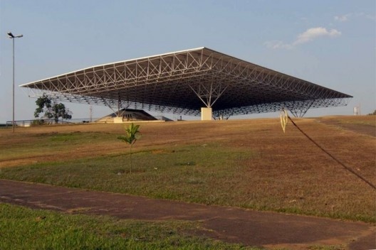 Espaço Cultural José Gomes Sobrinho, Palmas TO. Arquiteto Luiz Fernando Cruvinel<br />Foto Rodrigo de Sousa Bazolli 