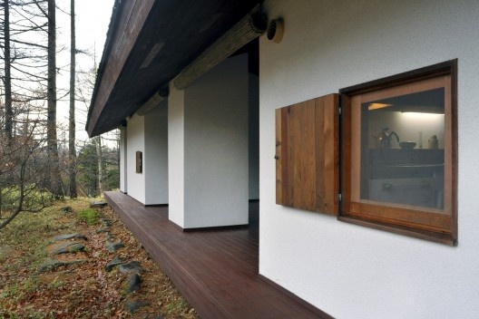 Vila Yamakawa, Nagano, Japão, 1977. Arquiteto Riken Yamamoto<br />Foto cortesia Tomio Ohashi  [Pritzker Prize]