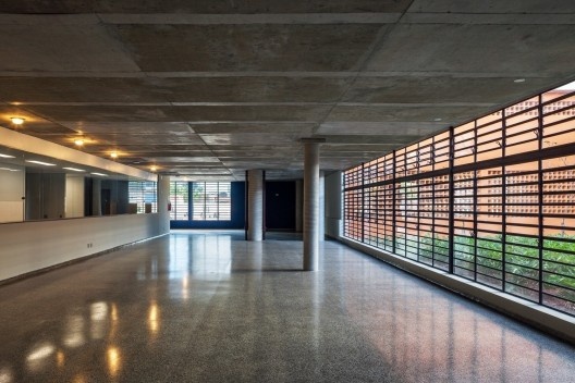Conjunto residencial Jardim, São Paulo, MMBB Arquitetos, H+F Arquitetos<br />Foto Nelson Kon 
