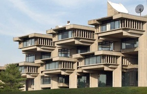 Edifício acadêmico (Group I); Edifício de Ciências, Tecnologia e Pesquisa (Group II); e Biblioteca