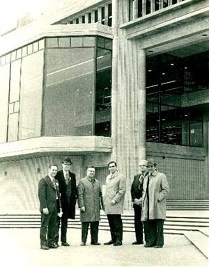 Biblioteca<br />Foto James Costa / UMD, 2005 