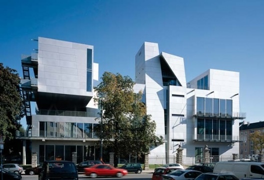 Academia de Belas Artes de Munique, Coop Himmelb(l)au.<br />Foto www.marcusbuck.com 