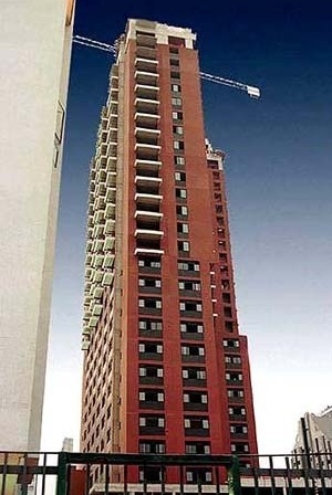 Hotel e Flat Live & Lodge – Vila [Portal Metálica / Pavi do Brasil]