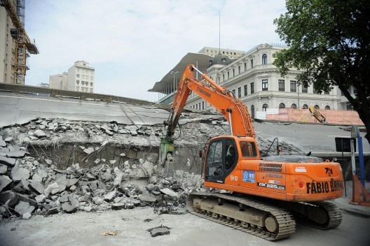 Elevado Perimetral demolido, área central do Rio de Janeiro, 2014<br />Foto Tânia Rego  [Agência Brasil / Empresa Brasil de Comunicação]