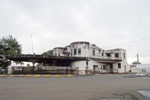Arquitetura industrial em ruínas no entorno da estação ferroviária de Erechim<br />Foto Matheus Rigon 