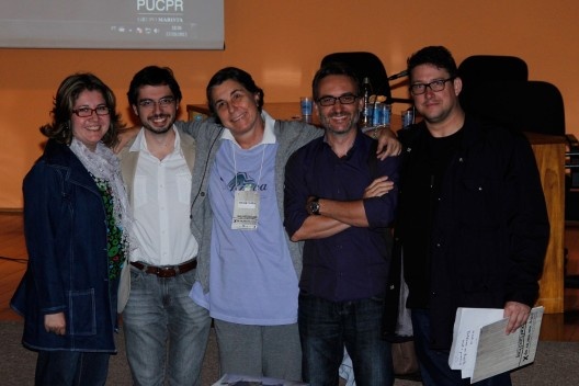 Maribel Aliaga Fuentes, Pedro Paulo Palazzo, Sylvia Ficher,  Elcio Gomes da Silva, Eduardo Rossetti, ao final da Sessão de Comunicações Brutalismo em Brasília<br />Foto Michelle Schneider 