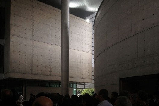 Biblioteca Brasiliana Guita e José Mindlin, Campus USP, São Paulo. Arquitetos Eduardo de Almeida e Rodrigo Mindlin Loeb<br />Foto Silvana Romano Santos 