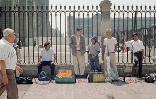 Francis Alÿs. Turista, 1994<br />Enrique Huerta © Francis Alÿs 