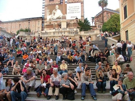 Figura 17 – Piazza di Spagna –Escadaria. Contaminação constitutiva. Espaço suporte- Reprogramações – Praça. São Paulo- Brasil. Roma – Italy<br />Foto Ana Villanueva 