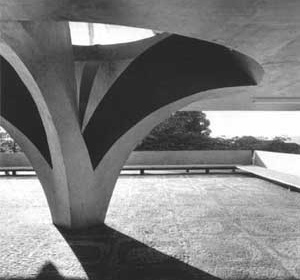  Estação Rodoviária de Jahu, 1973, arquiteto Vilanova Artigas [Foto Nelson Kon]